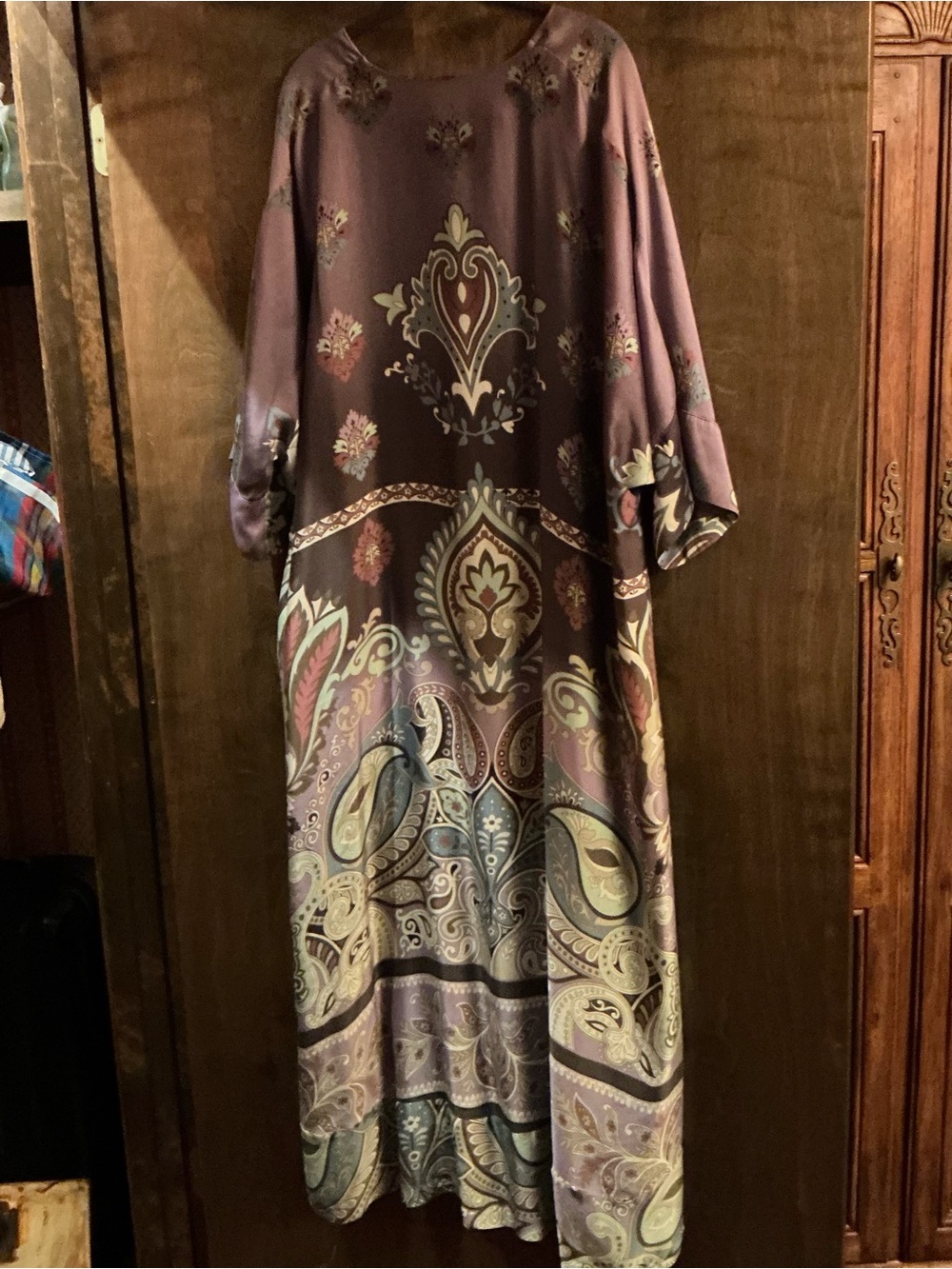 Women's Mauve Paisley Long Sleep Caftan